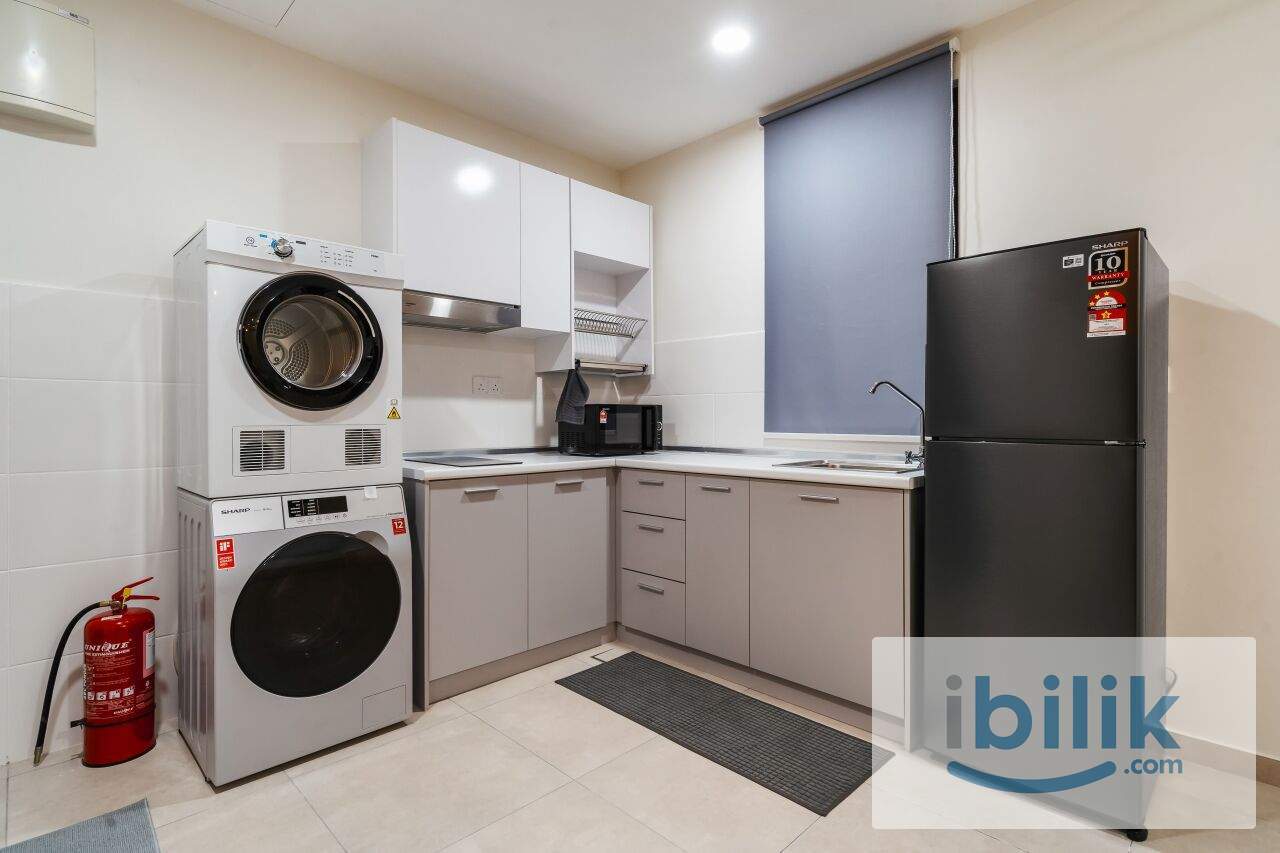 🏠🤩 EXCLUSIVE PRIVATE SINGLE ROOM, WALKING DISTANCE MRT/ INCLUSIVE UTILITIES - Image 4