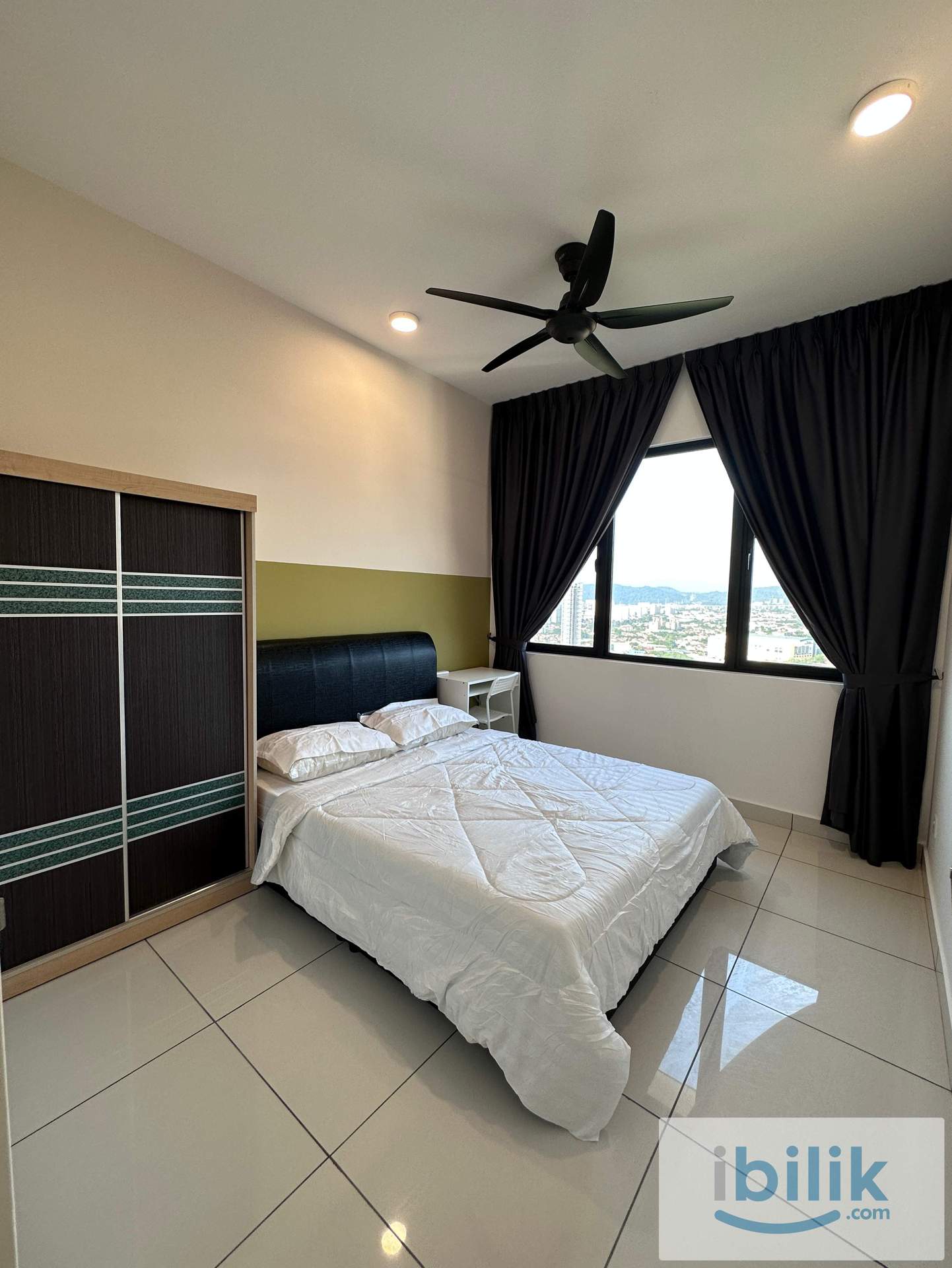 Parc 3 Medium Room Fully Furnished Walk to Sunway Velocity LRT MRT Maluri Move in NOW - Image 1