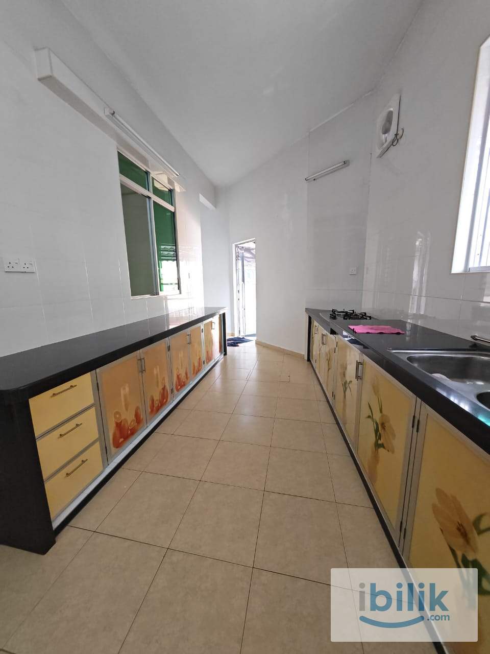 Big room wt balcony - Image 5