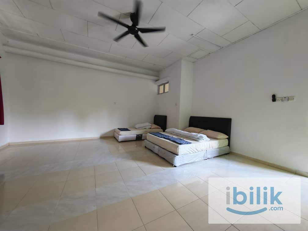 Big room wt balcony - Image 9