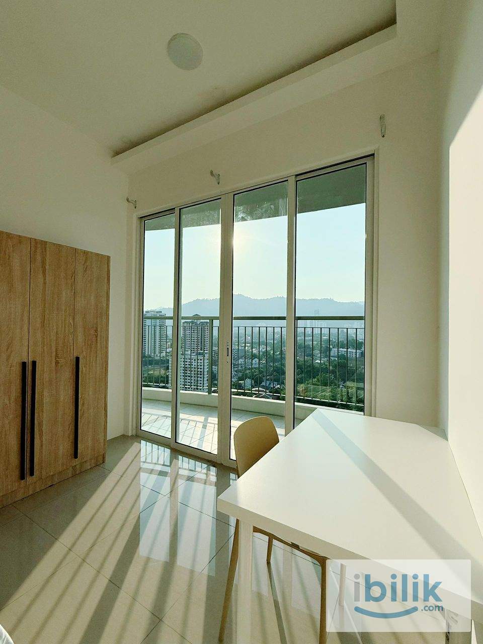 Balcony Room  - Image 6