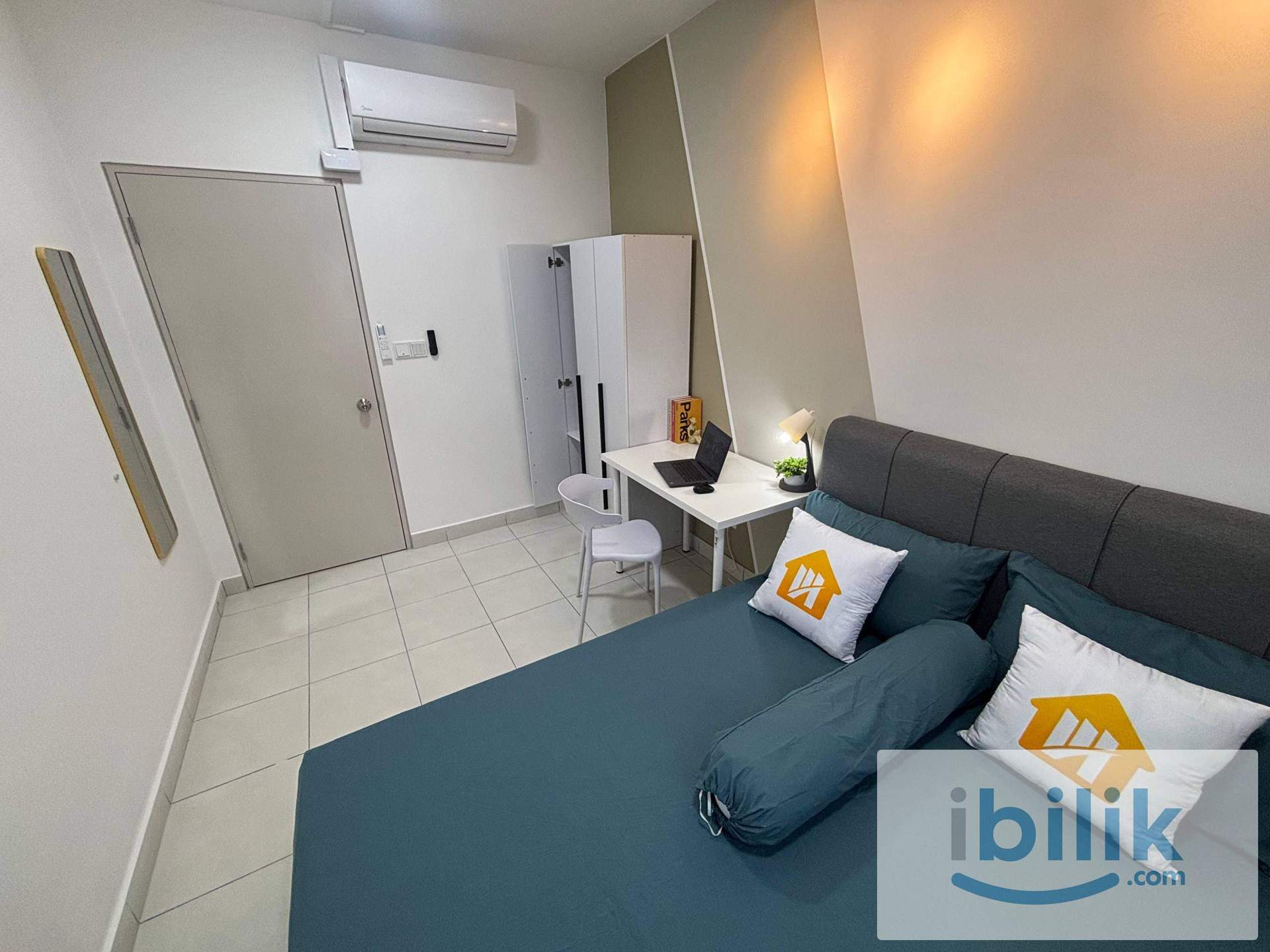 ‼️OKR, NEAR RAPID KL BUS, FEMALE UNIT Residensi Riamas ✅Premium ⭐️ Medium Room Fully Furnished  - Image 4