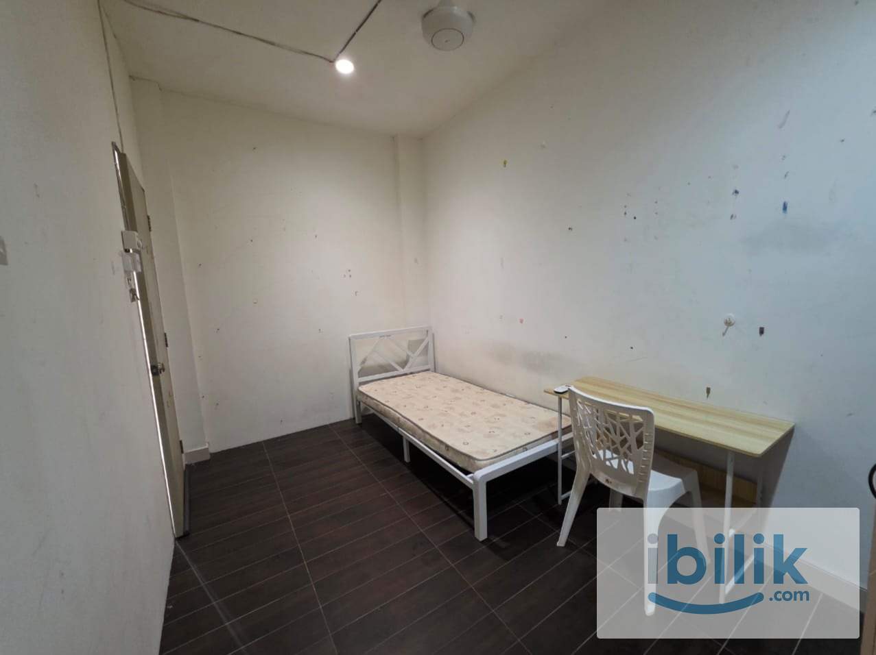 GUARDED LANDED ROOM 🔥 ZERO DEPOSIT PROMO 🫣 IMMEDIATE MOVE-IN  - Image 1