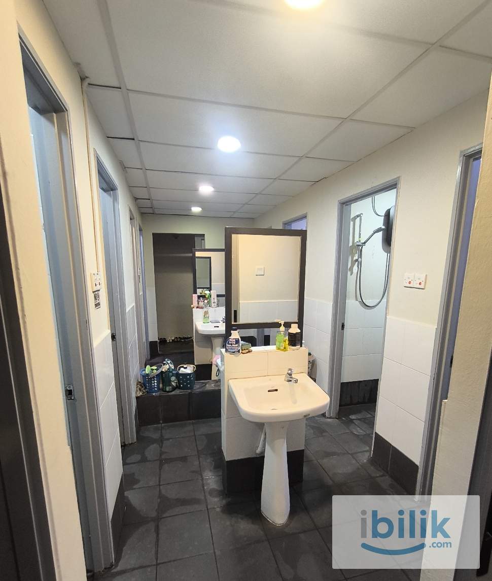 Cozy Room In USJ21 Subang Jaya 🔥 Nearby MainPlace Mall 📸 Nearby LRT - Image 2
