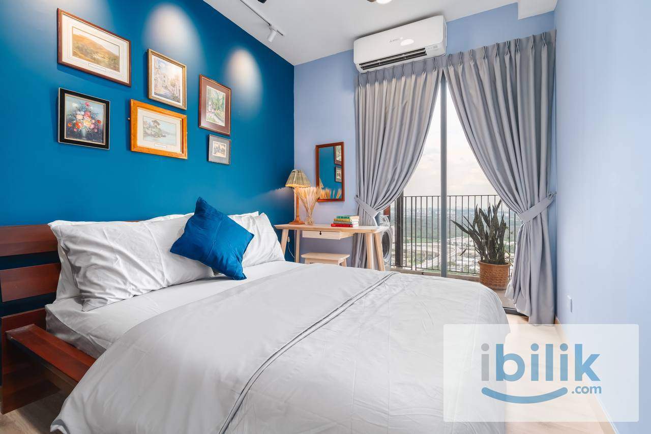 Middle Room at Emporis, Kota Damansara - Image 4