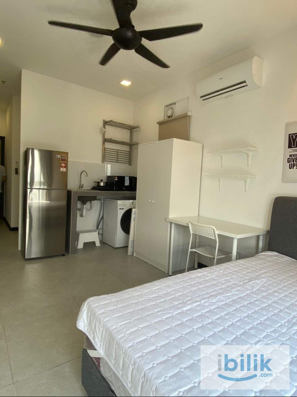 Studio Unit  - Image 2