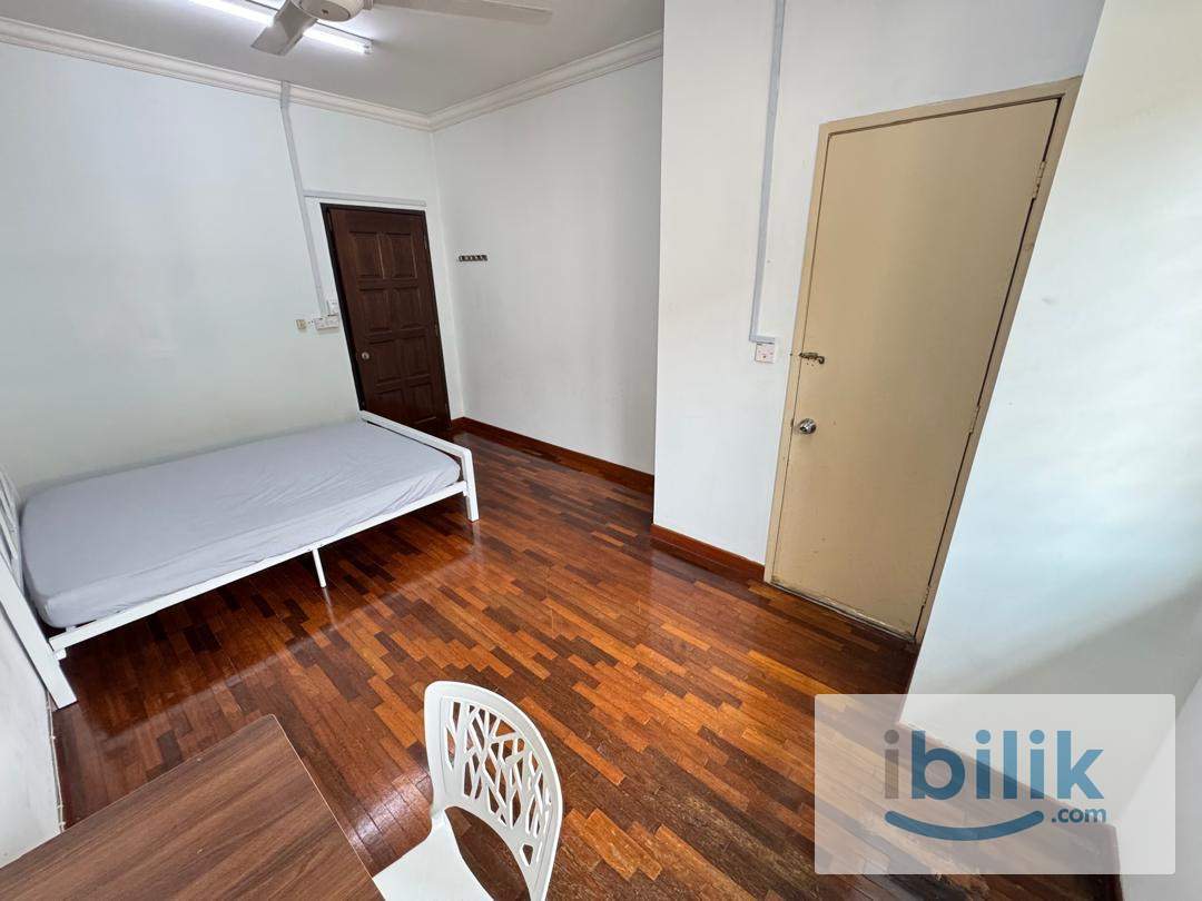 Hh 🏡 Bandar Utama Room For Rent | 🚗 5-7 Mins To 1 Utama & MRT 🚈 - Image 3