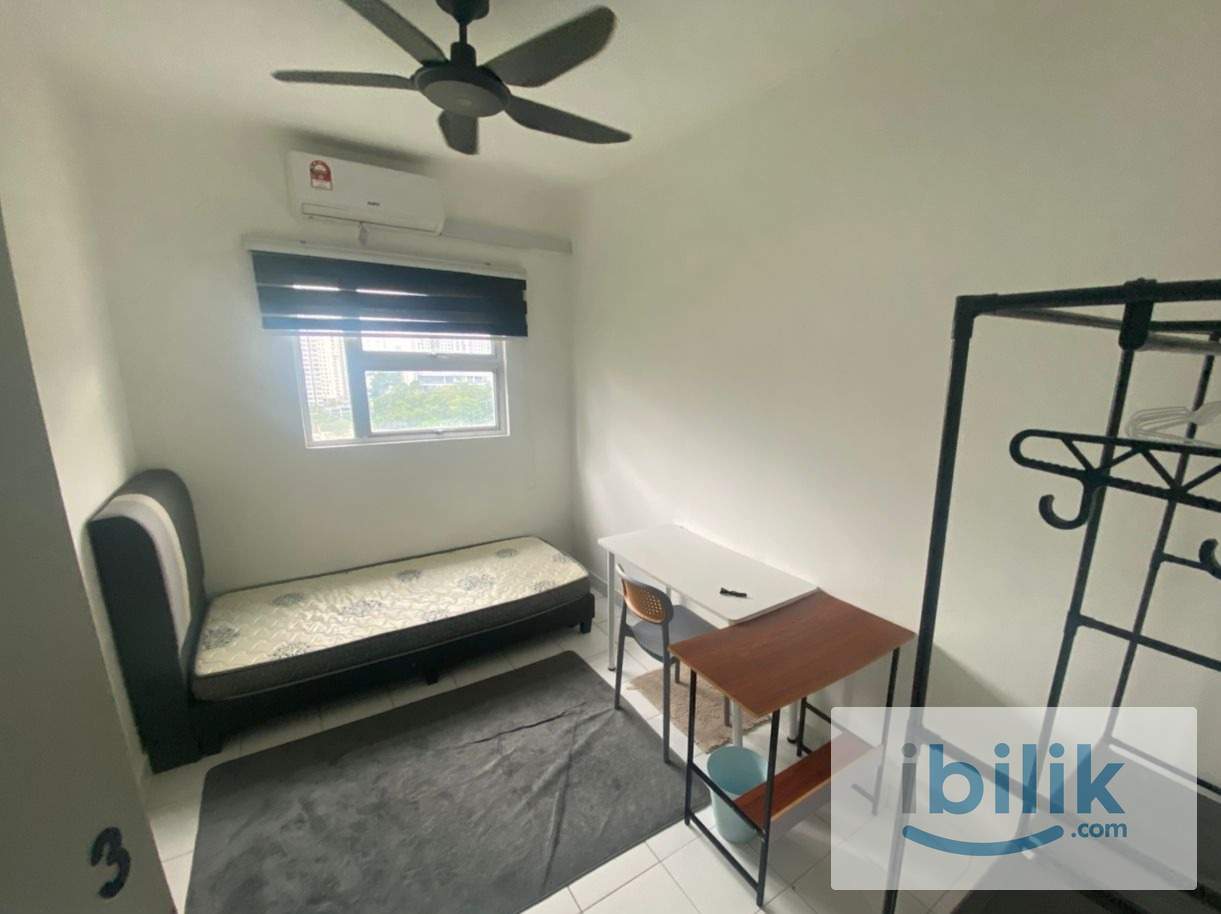 Middle Room for 1 pax @ Kiara Kasih Condo [ Include utilities ] - Image 1
