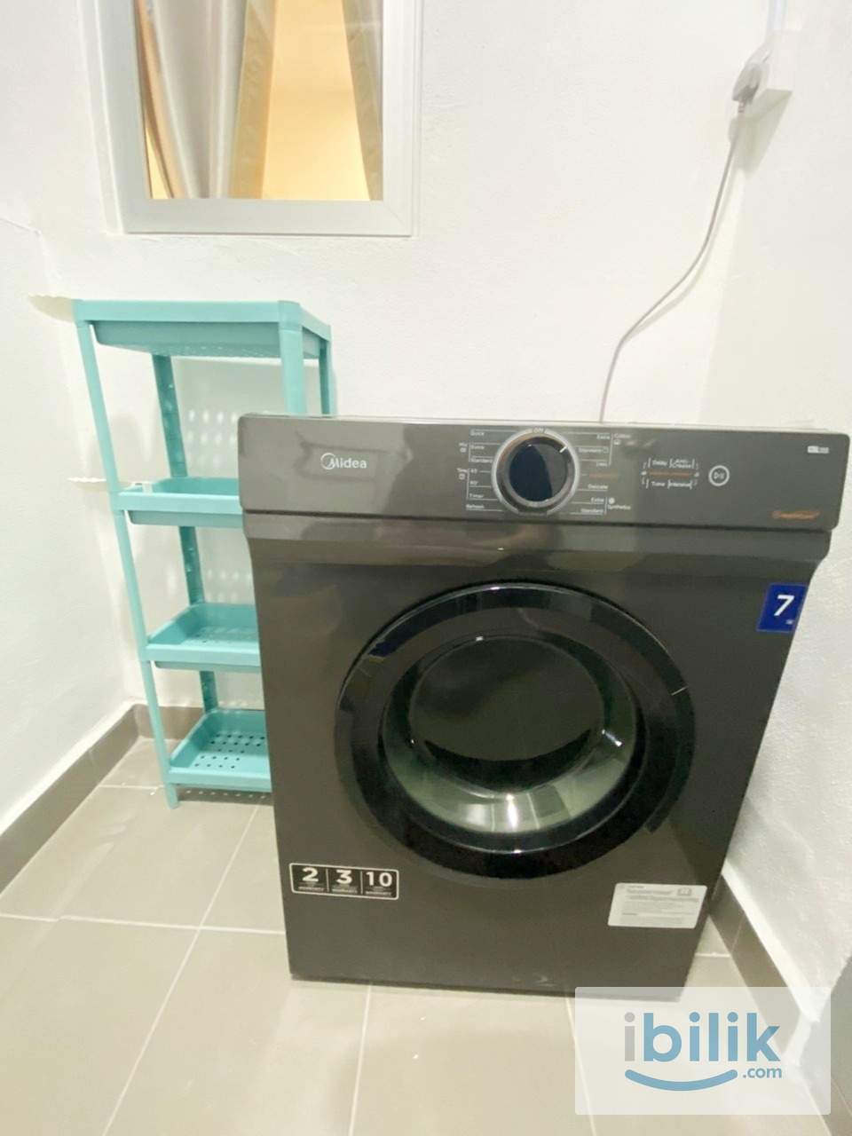 Middle Room For 1 pax @ Kiara Kasih Condo @ Jalan Kiara 3 - Image 4