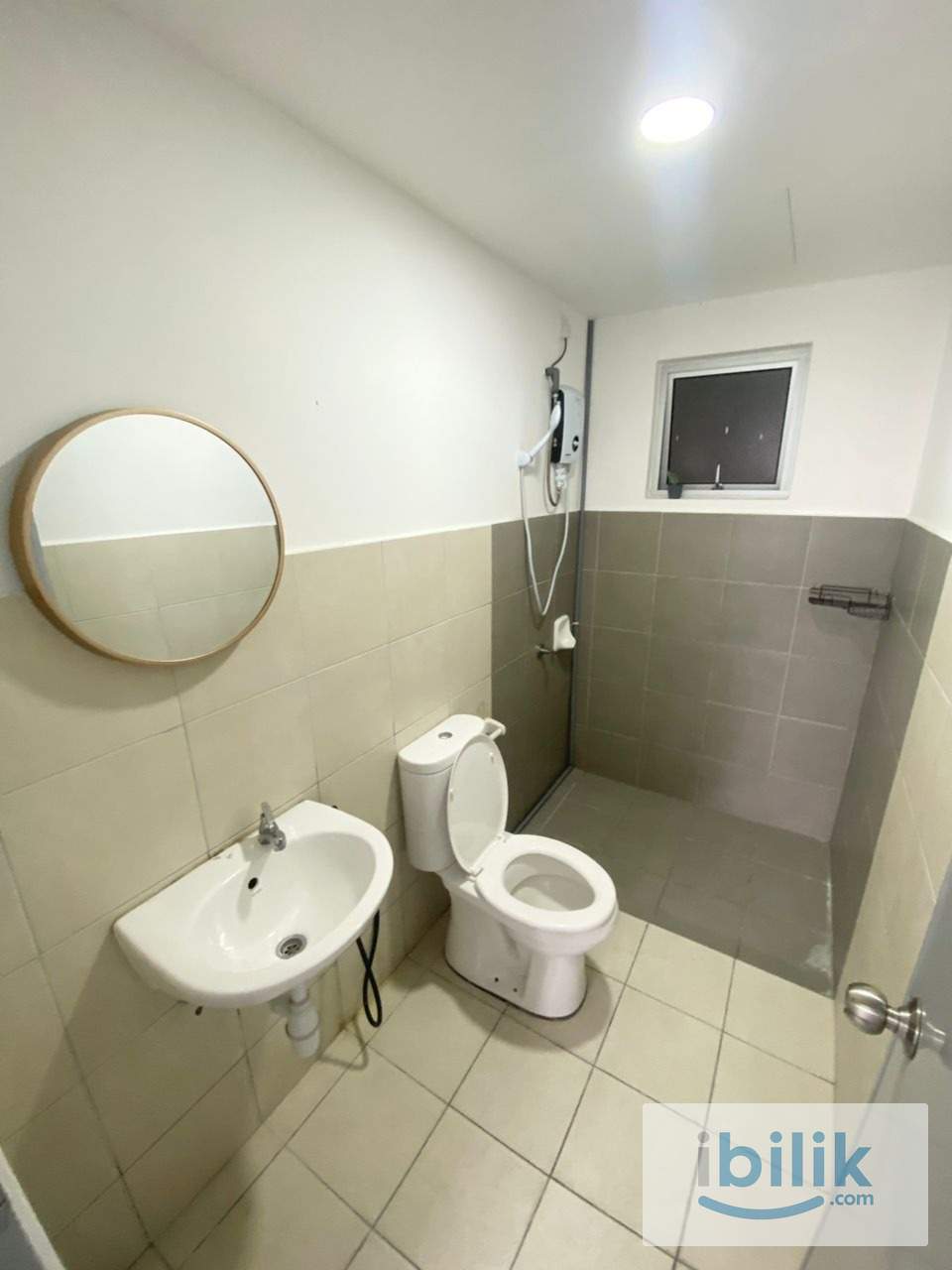 Middle Room For 1 pax @ Mont Kiara Kasih Kondo at Jalan Kiara 3 - Image 2