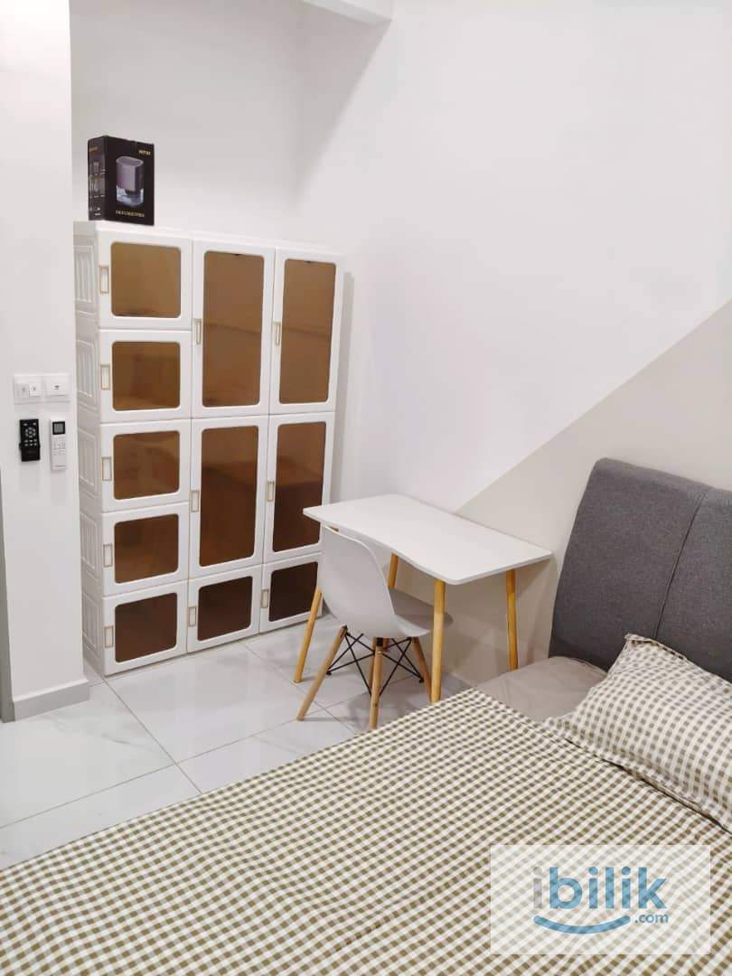Fully Furnished Sinaran Condominium Middle Room for Female Only at Batu Kawan, Seberang Perai - Image 5