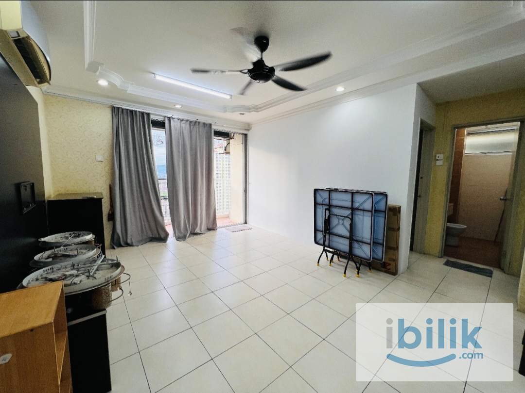 PV13 Small Medium Room | Aircon Available | Utilities Fee Included - Image 2