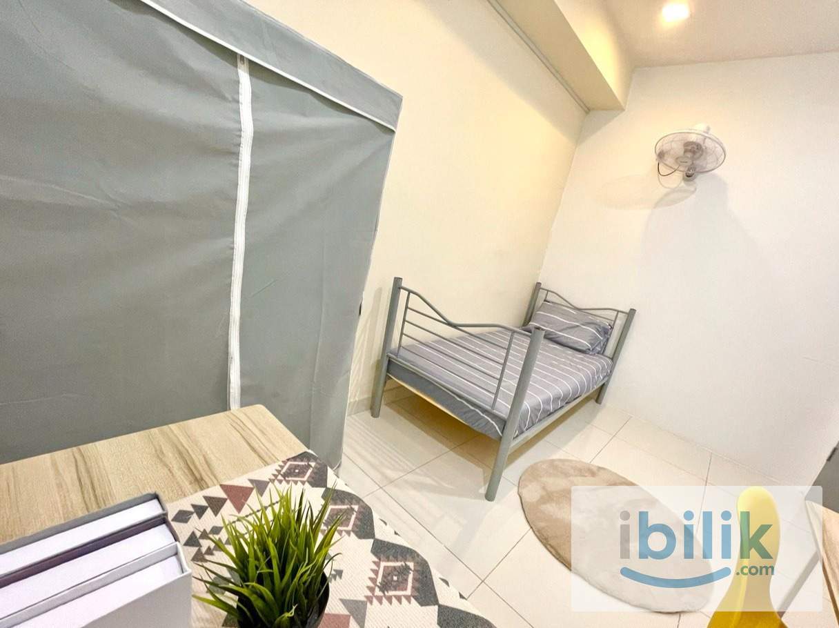🧳 Fully Furnished Unit at Regalia – Move In Anytime! 📦 - Image 2