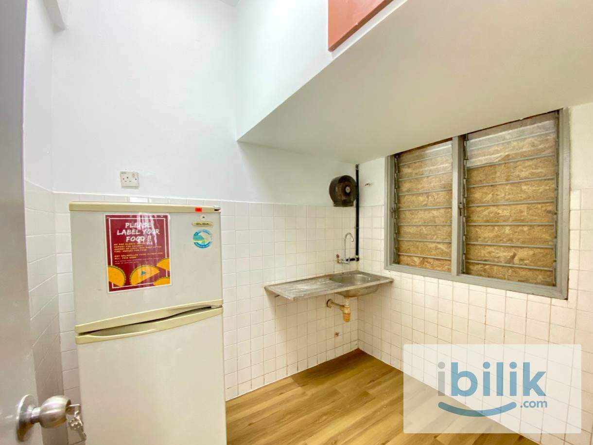 🏢 Desa Petaling – Cozy Fully Furnished Single Room 🛏️ - Image 4