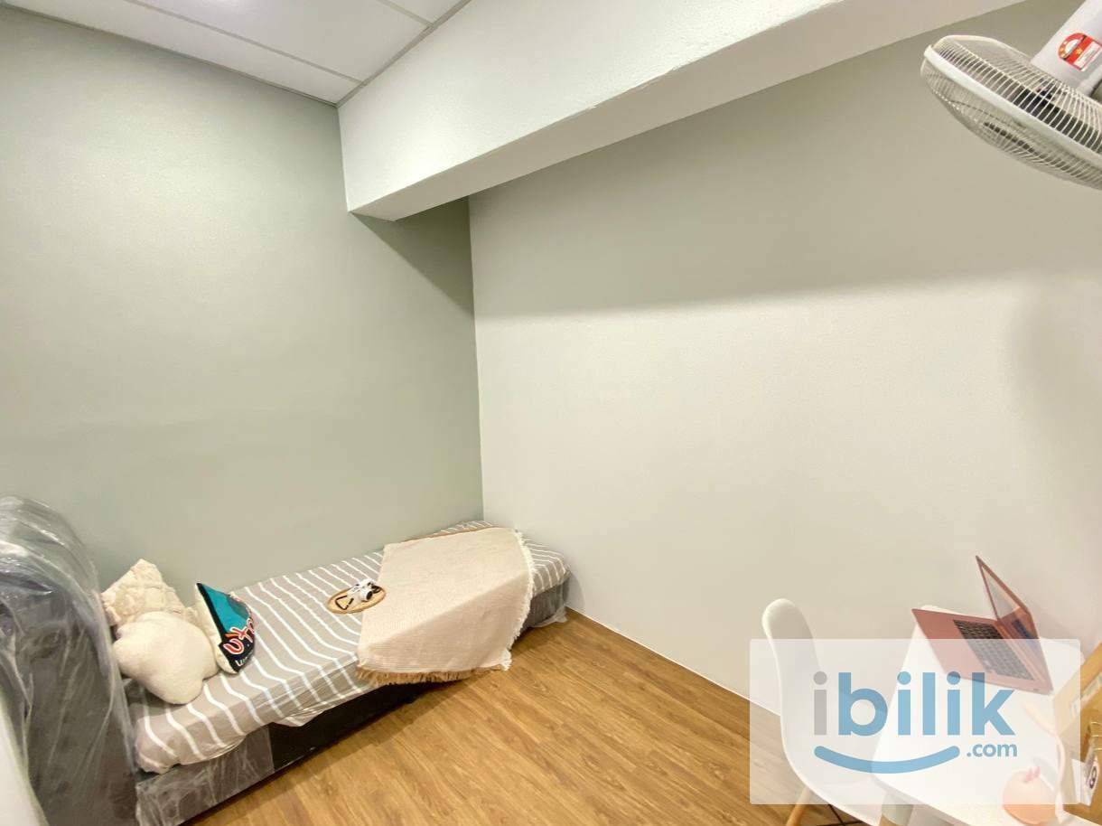 🏢 Desa Petaling – Single Room with Window, Fully Furnished 🛏️ - Image 2