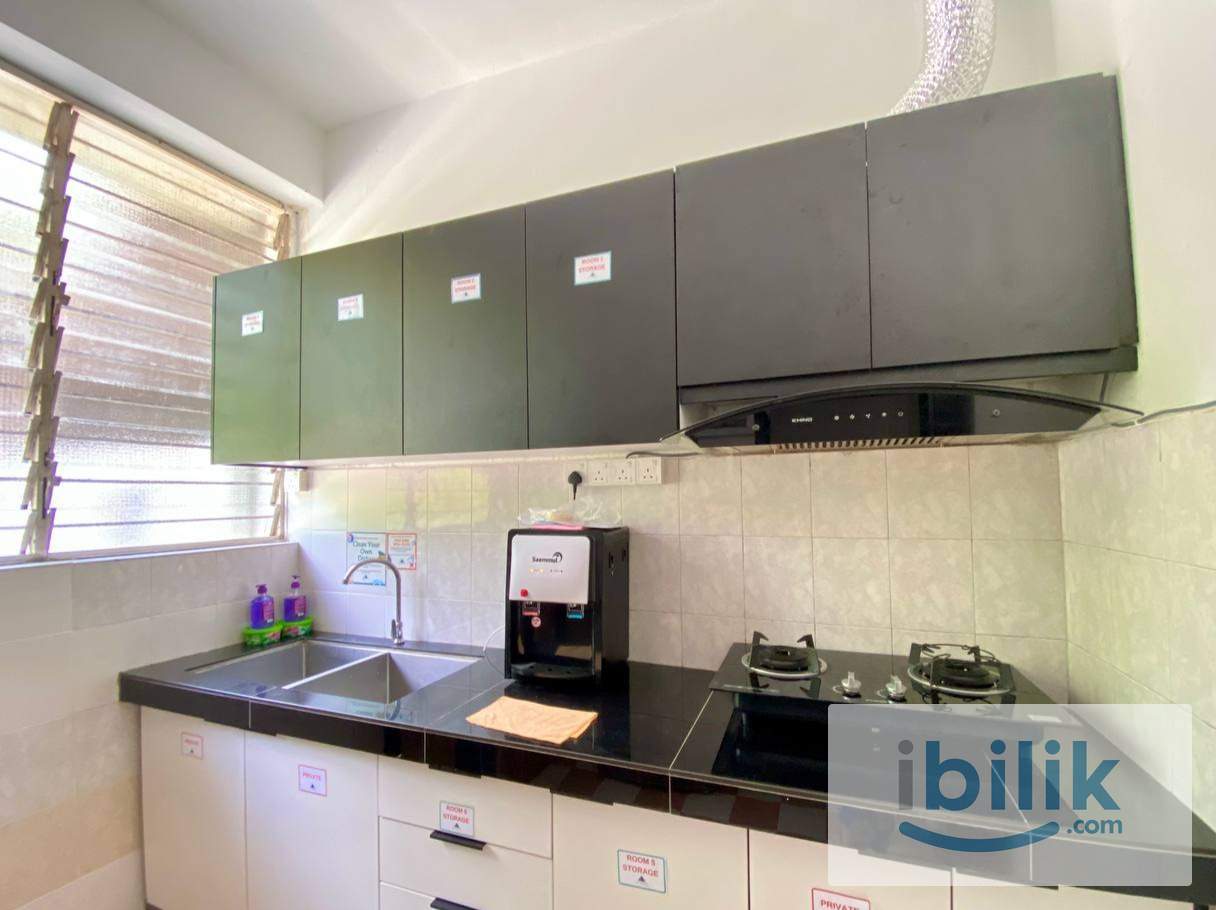 🏡 PJ Section 6 – Single Room with Aircond 🛏️ - Image 5