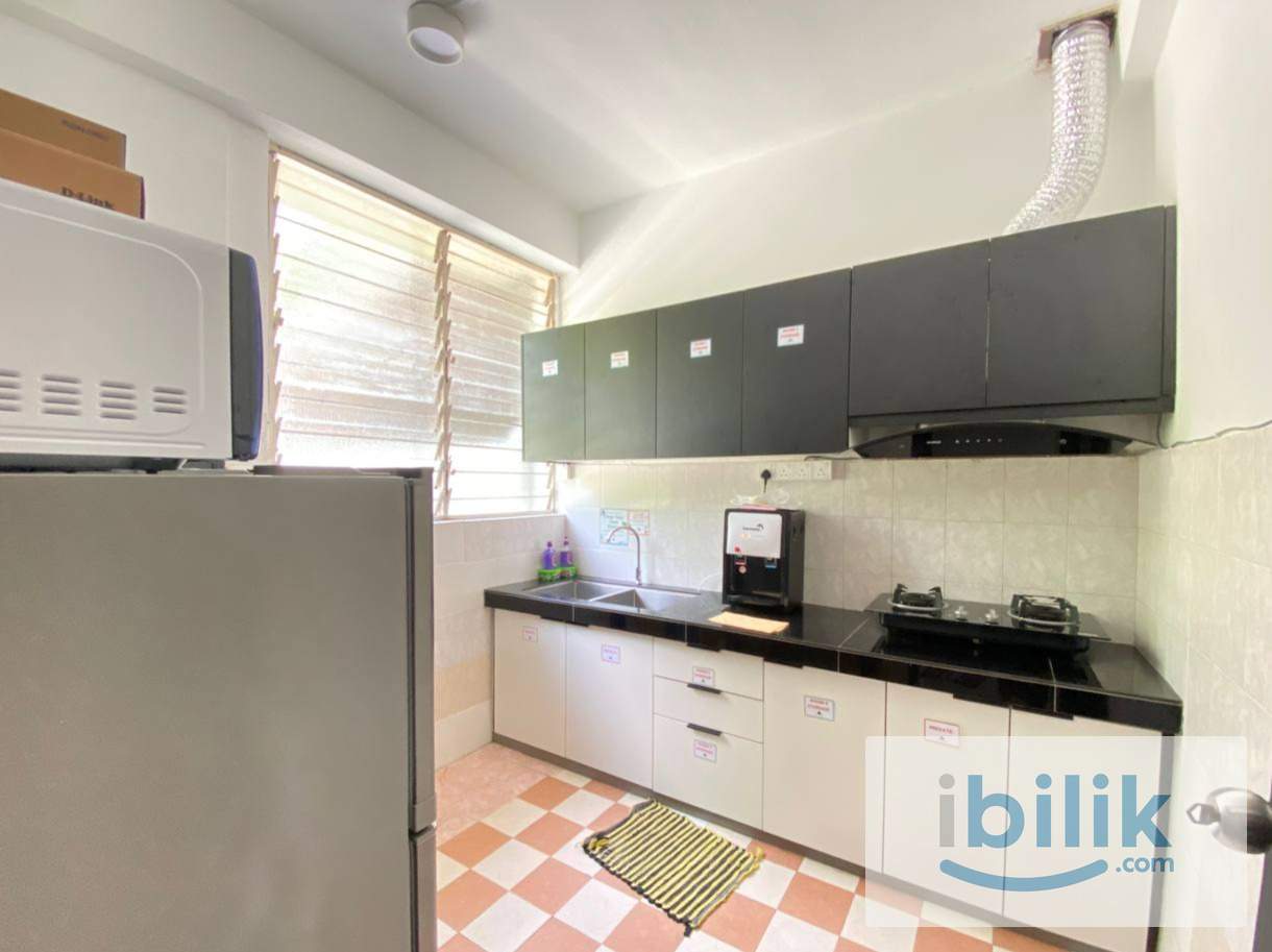 🏡 PJ Section 6 – Single Room with Aircond 🛏️ - Image 6