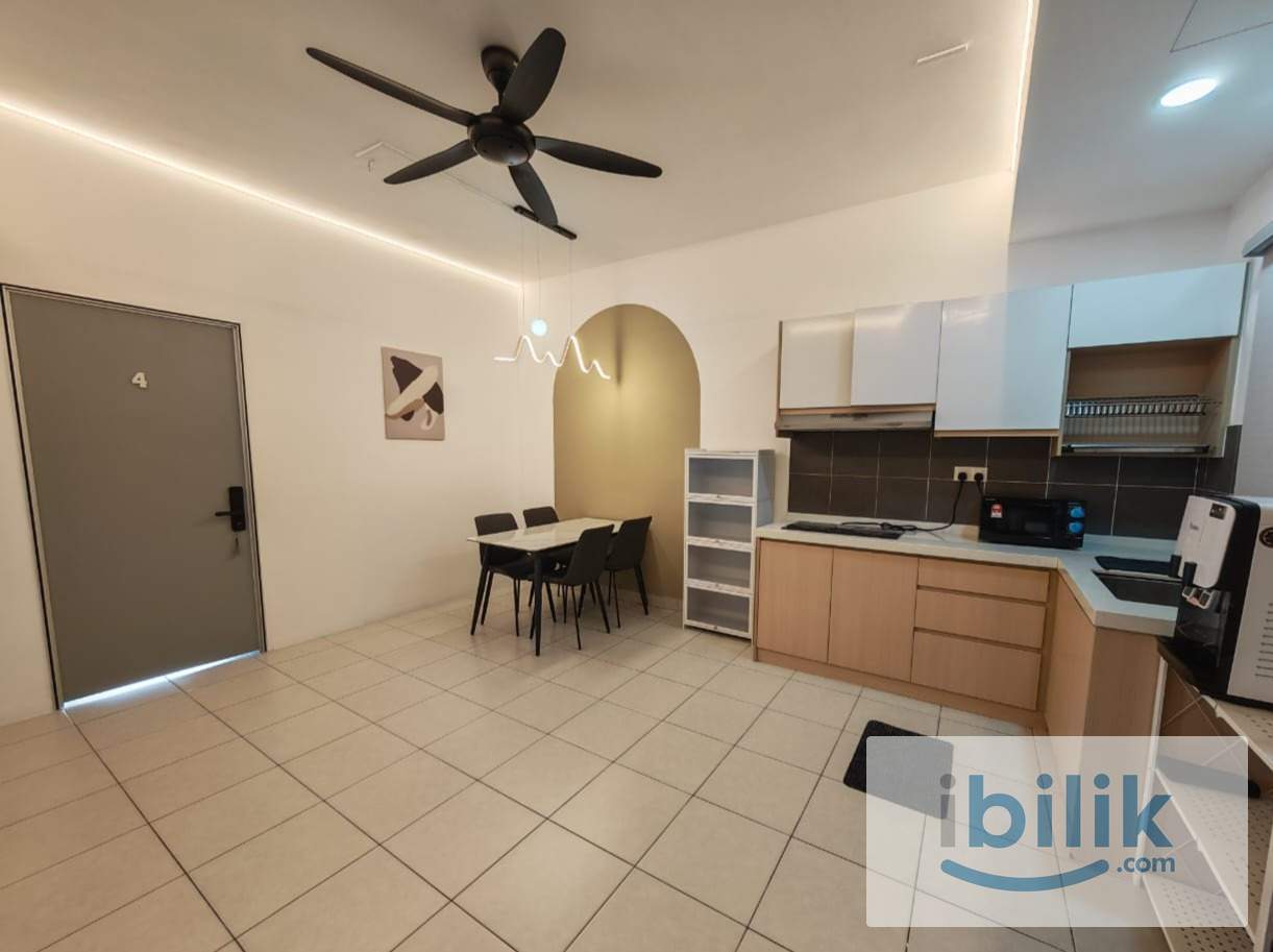 Female Unit Middle Room Fully Furnished walking to MRT Cheras Kajang Line 1 - Image 1