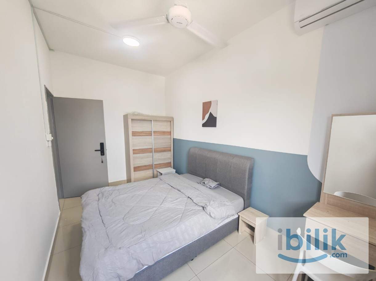*Female Unit* Middle Room Fully Furnished near Sungai Long, C180, Balakong, Seri kembangan - Image 1