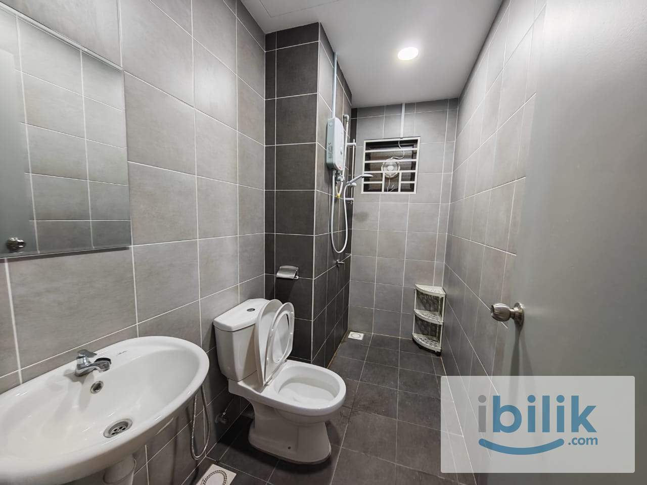 MUSLIM FEMALE UNIT Fully Furnished 5mins Walking to MRT Cheras Bandar Tun Hussein Onn - Image 3