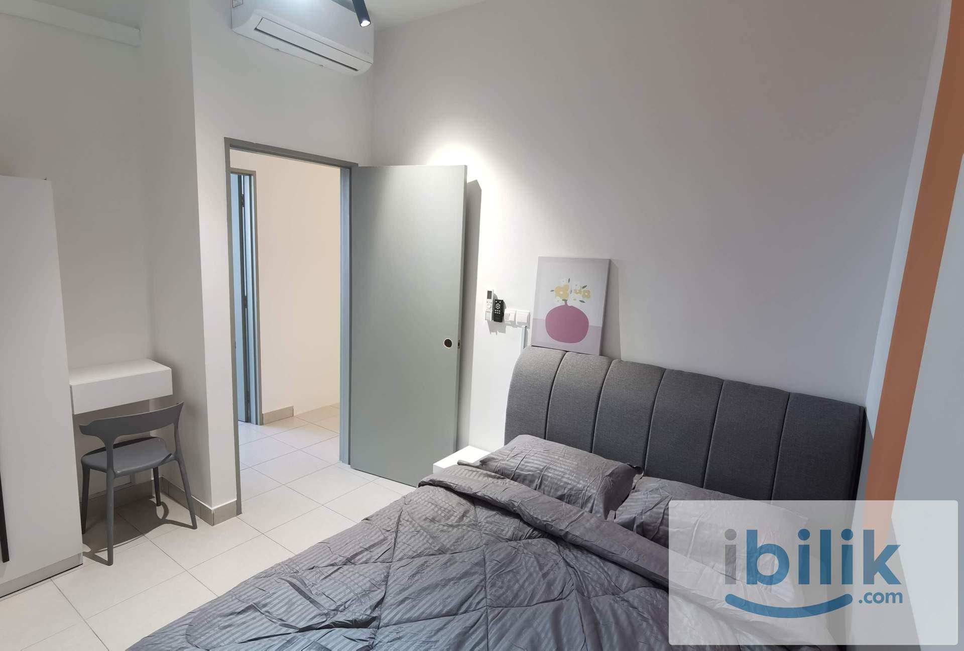 Middle Room *Female Unit* Fully Furnished 5mins walking to MRT Bandar Tun Hussein Onn - Image 2