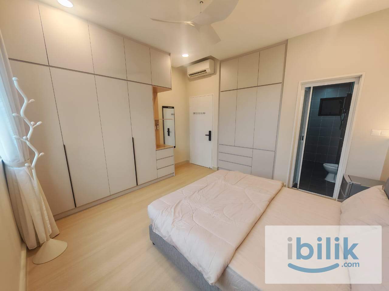 🌸FEMALE UNIT🌸 Fully furnished Master Room 5mins walking to MRT Cheras Kajang 1 - Image 1
