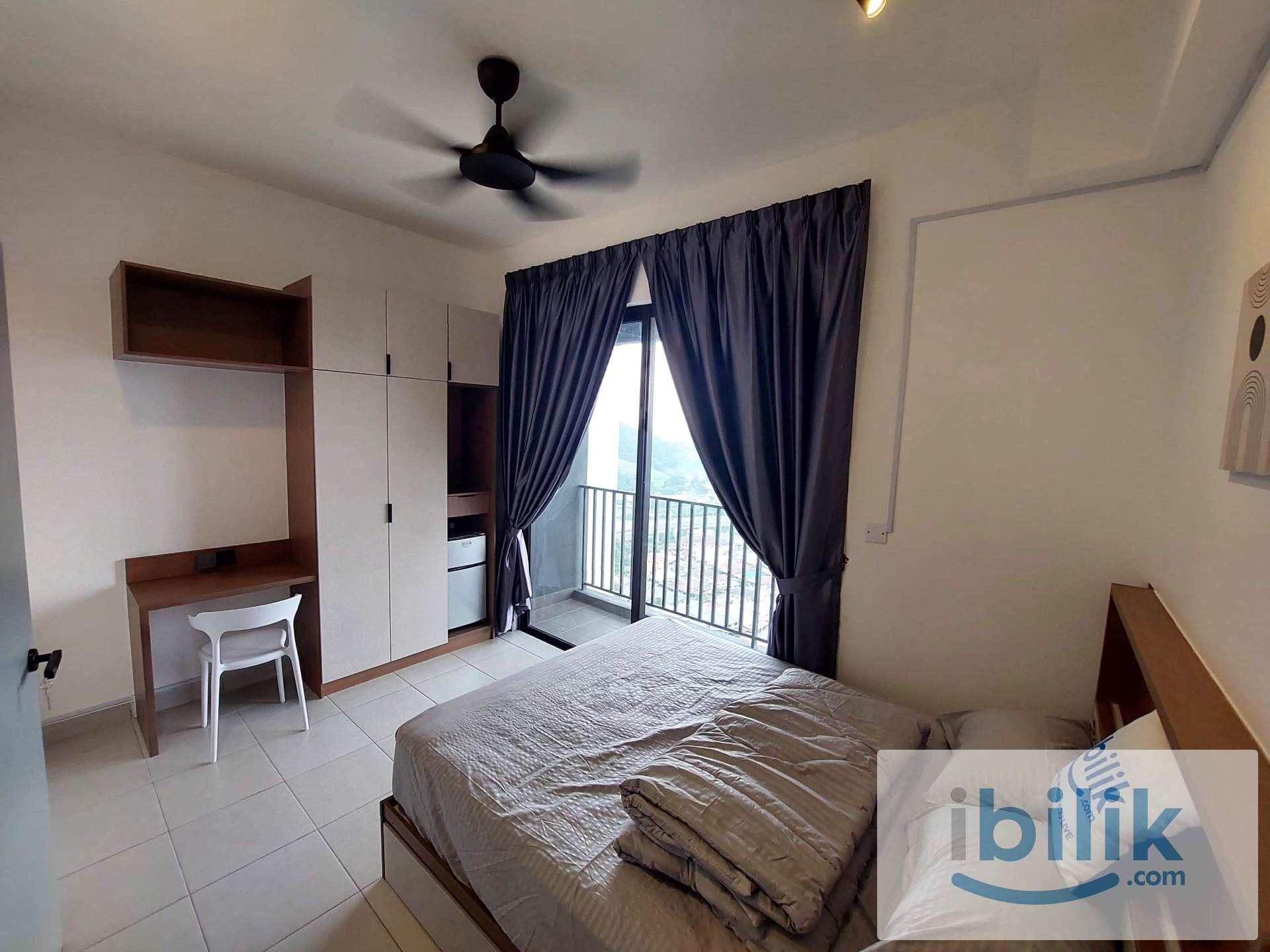 [Female Unit Next to MRT] 😍 Cozy Medium Room with Private Balcony and Beautiful View from High Floor! - Image 2