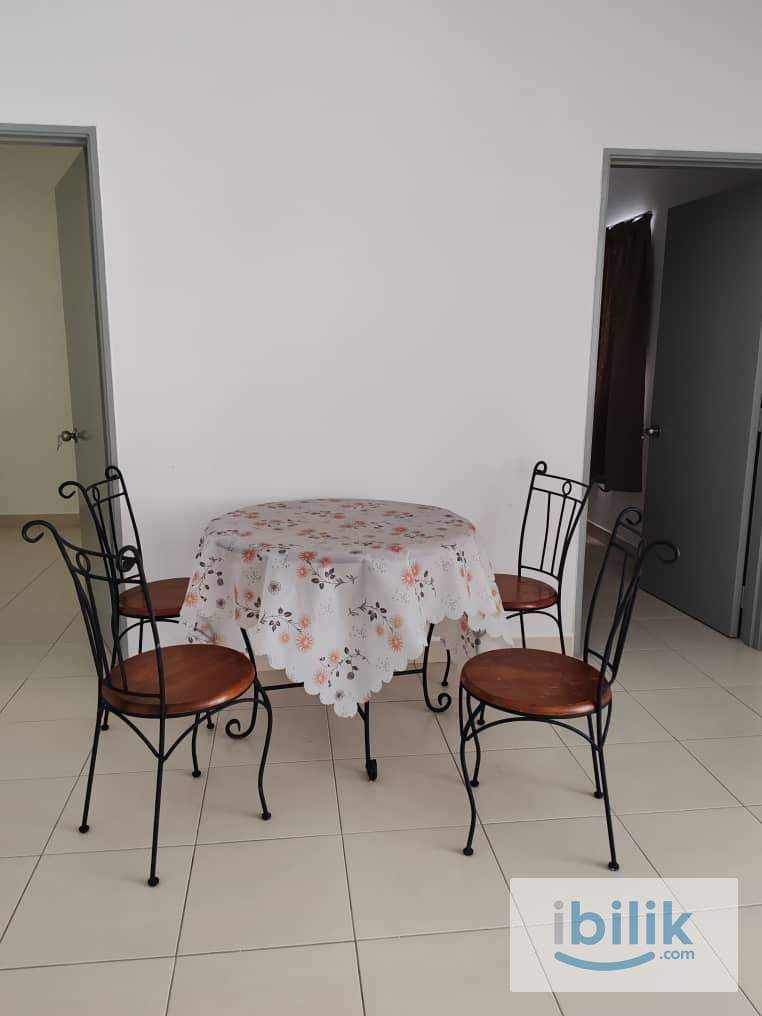 Room For Rent - Image 5