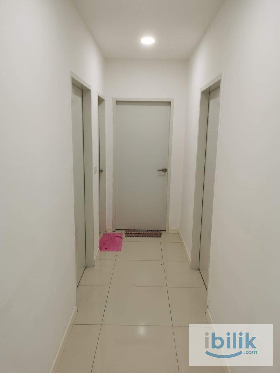 Novus Medium Room For Rent  - Image 4