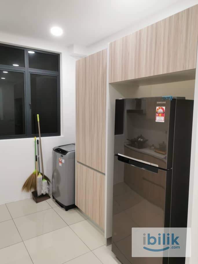 Novus Medium Room For Rent  - Image 6