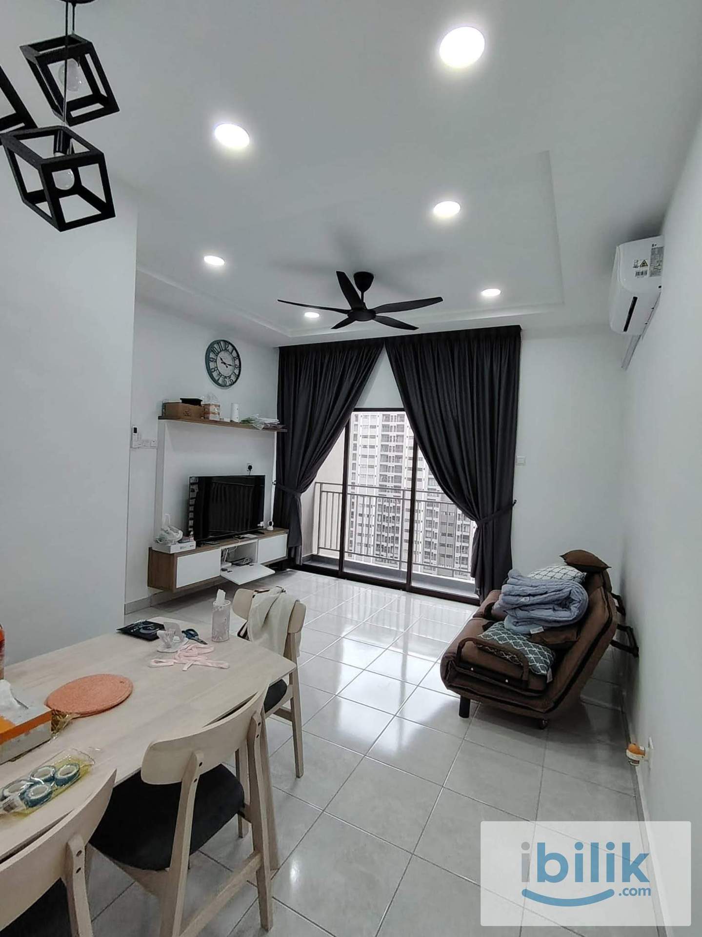 Nilai Youth City Whole Unit 2rooms 2bathrooms Fully Furnished Included Wifi Ready Move In - Image 1