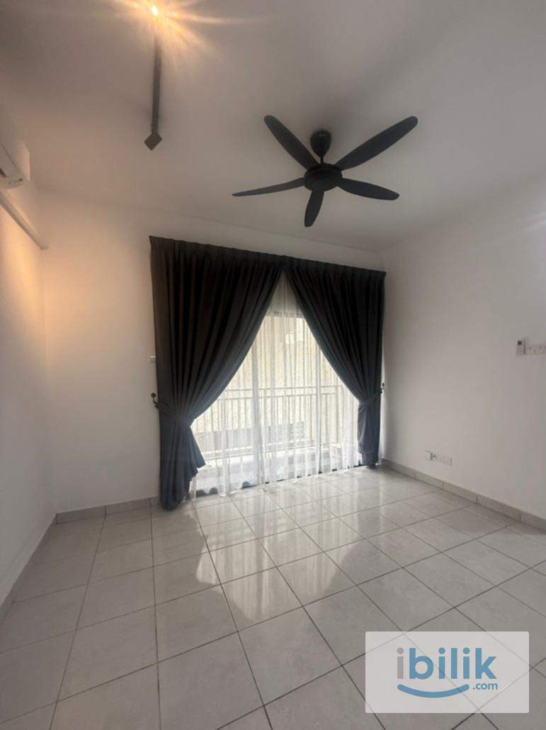 Nilai Youth City 2rooms 2bathrooms Partially Furnished Ready Move In - Image 1