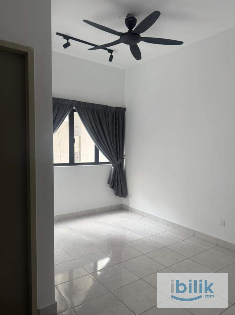 Nilai Youth City 2rooms 2bathrooms Partially Furnished Ready Move In - Image 3