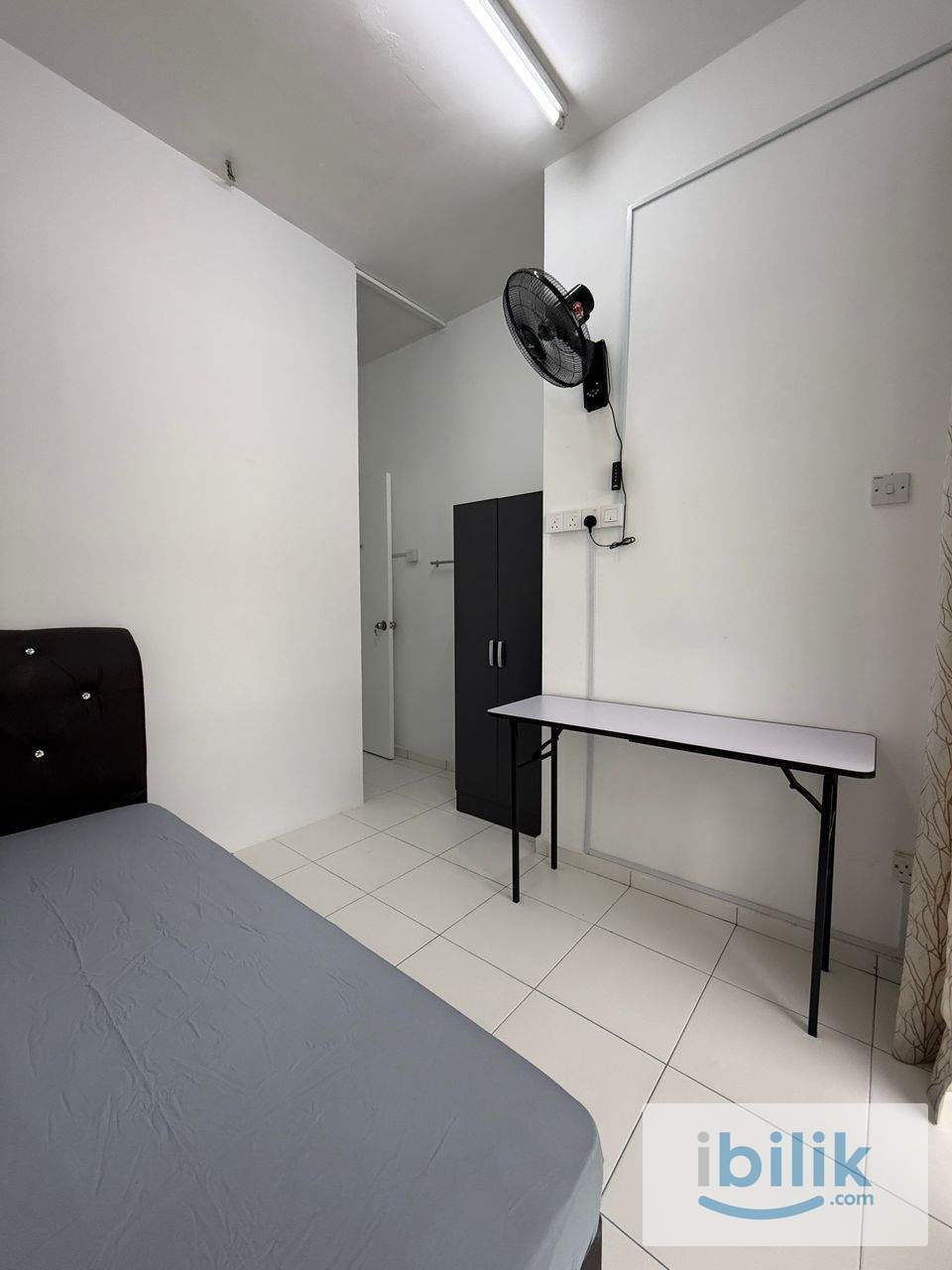 Cozy Balcony Single Room @ Relau FREE WIFI FREE UTILITY FREE CARPARK  - Image 3