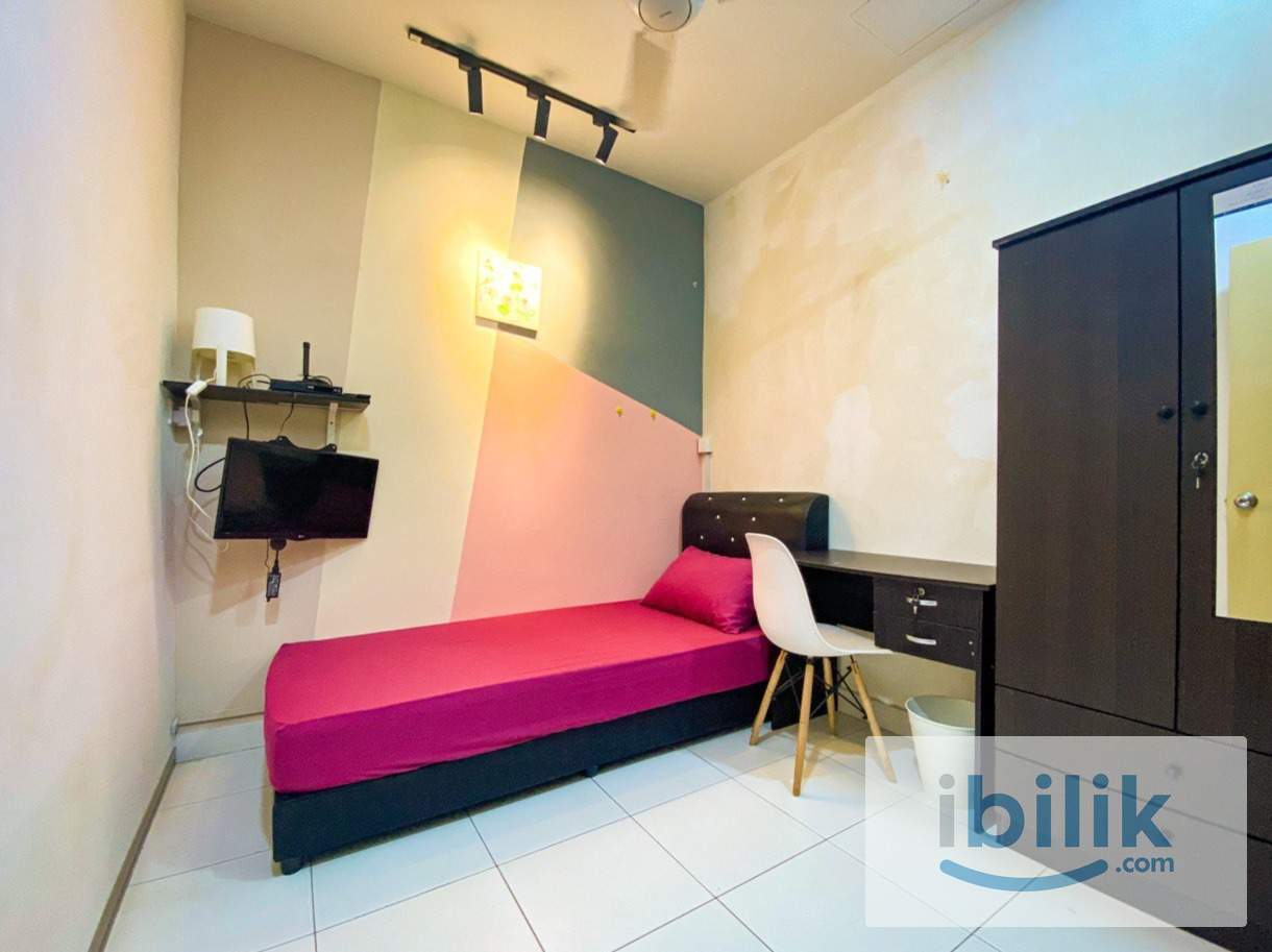 FEMALE MALAY | Single Room at Avenue Crest, Sek 22, Glenmarie, Shah Alam, Petaling, Selangor | TR0156 - Image 1