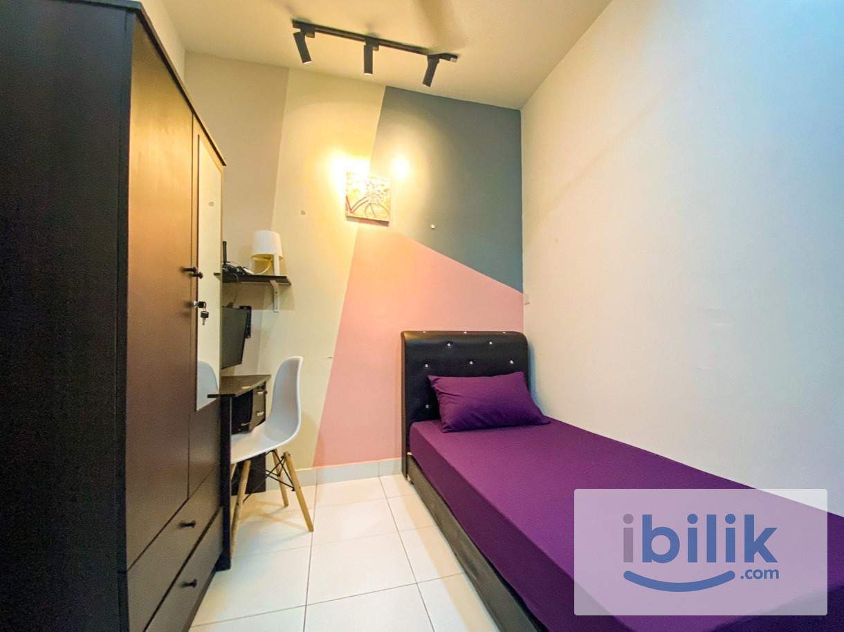 FEMALE MALAY | Single Room at Avenue Crest, Sek 22, Glenmarie, Shah Alam, Petaling, Selangor | TR0157 - Image 1
