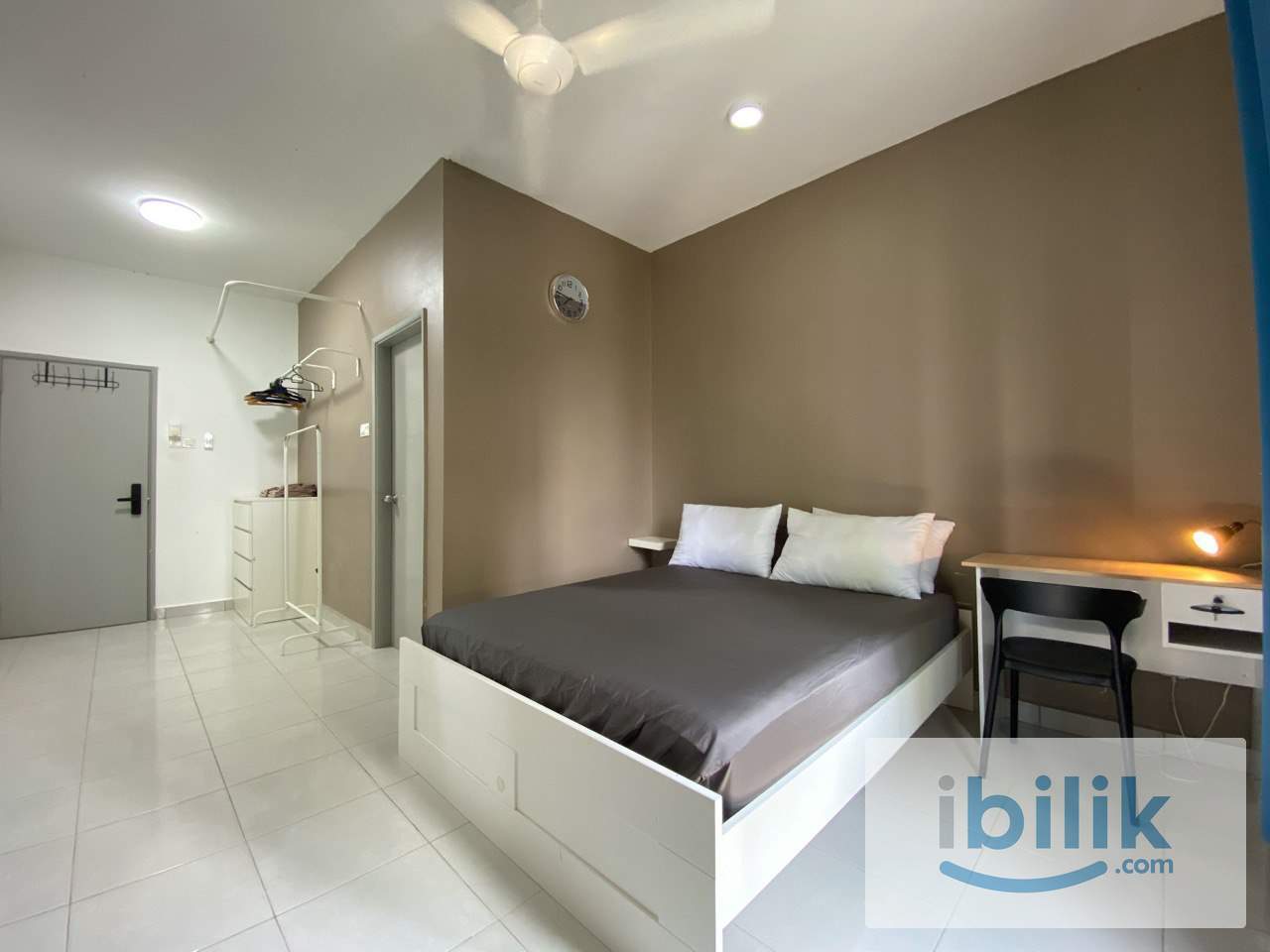 FEMALE MALAY | Master Room at Ivory Residence, Mutiara Height, Kajang, Selangor | TR0291 - Image 1