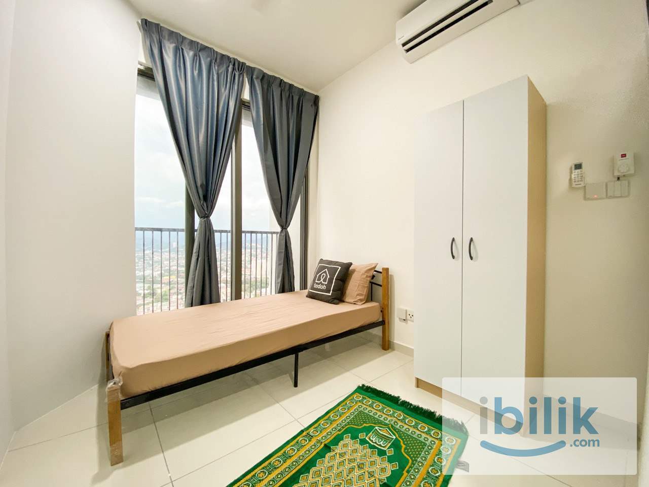 FEMALE MALAY | Middle Room at Kenwingston Platz, Setapak, Kuala Lumpur | TR0228 - Image 1