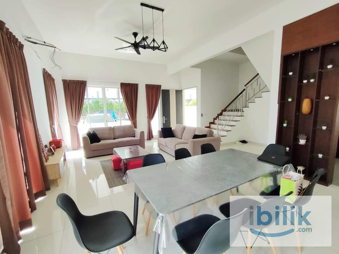 Rawang gated and guarded, fully furnished middleroom with attached bathroom to let - Image 7