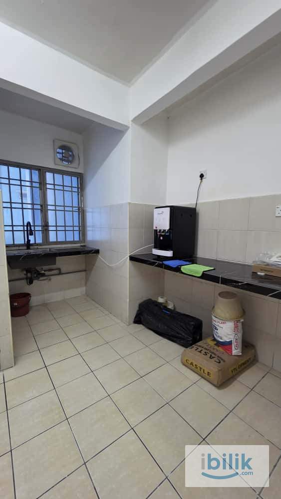MASTER ROOM - ANGKASA CONDOMINIUM @ UCSI   - Image 6