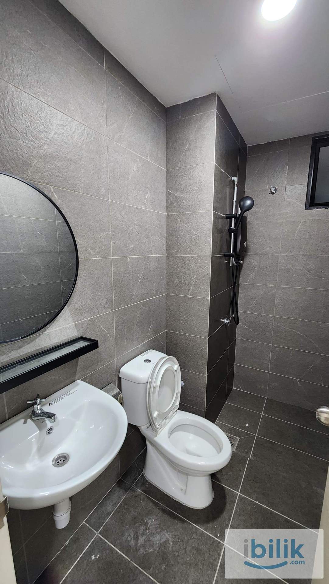 MEDIUM ROOM @ CHERAS - MAJESTIC MAXIM - Image 7