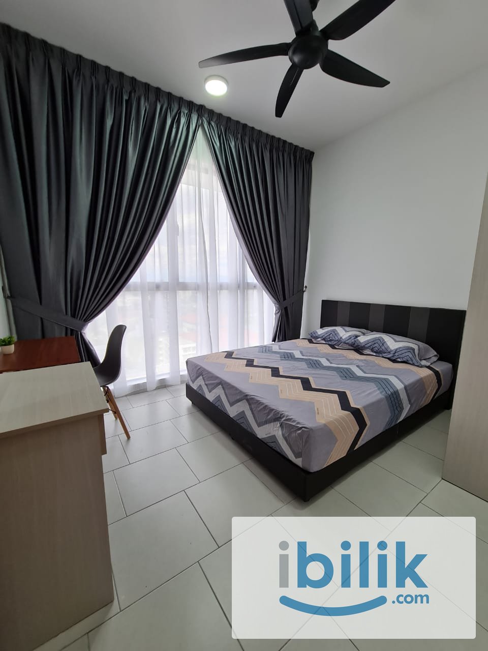 ASTETICA RESIDENCE @ SERI KEMBANGAN - MEDIUM ROOM ( FEMALE UNIT ) - Image 1