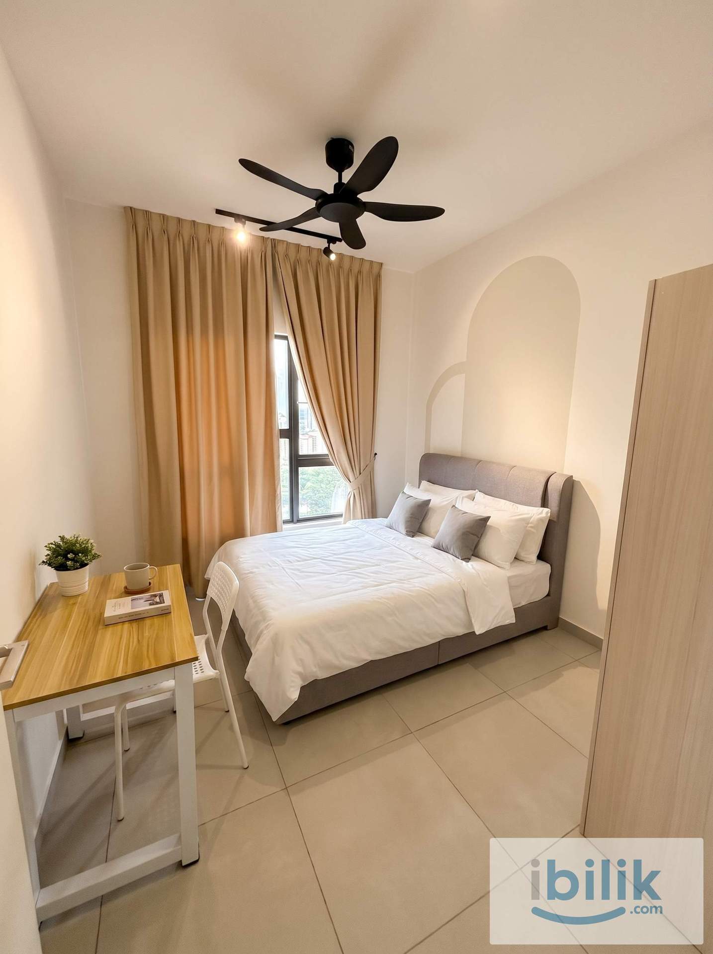 Medium | FREE Aircond Room @ Koi Kinrara Suite Puchong 🚆 - Image 1