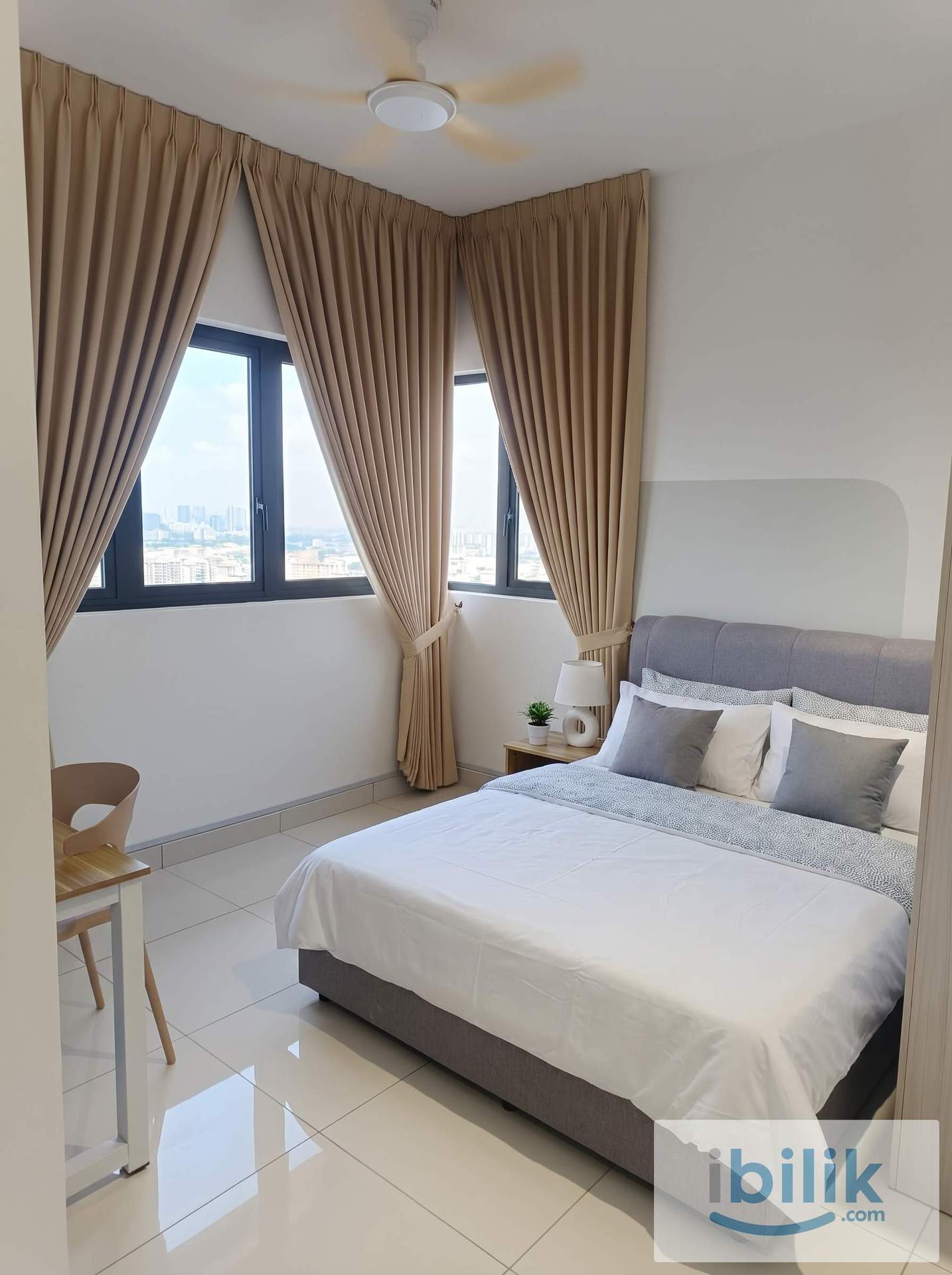Female Master Room @ Residensi Sateria Sungai Besi - Image 1