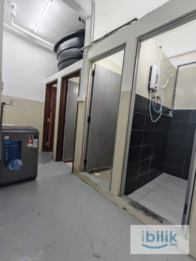 Seri Alam @Suria 6 Big Room With Window Room For Rent (can stay 3person) - Image 3