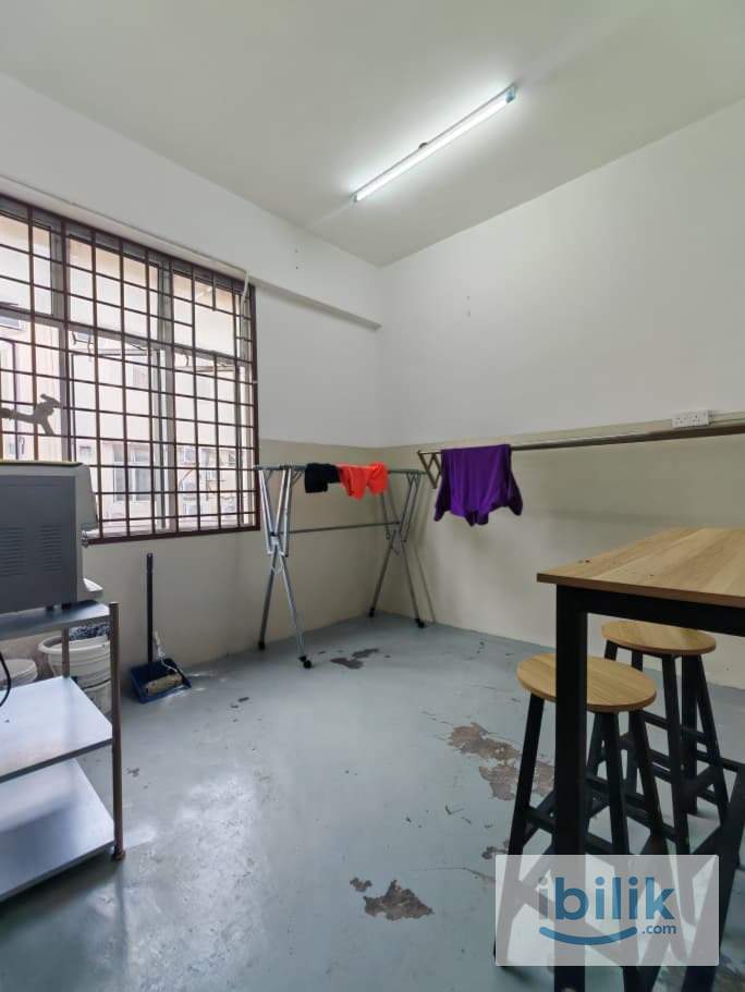 Seri Alam @Suria 6 Big Room With Window Room For Rent (can stay 3person) - Image 4