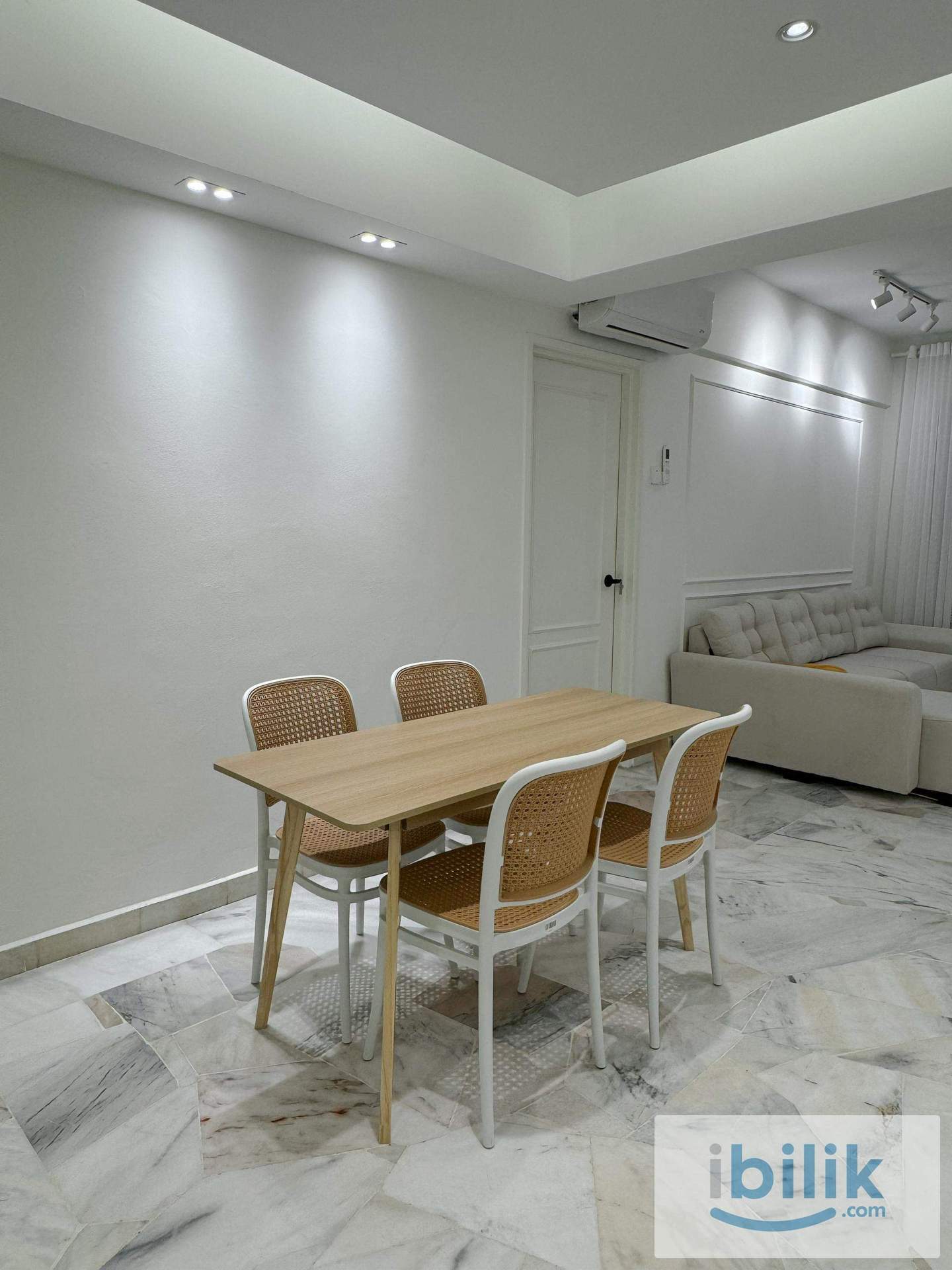 Female Unit Fully furnished Single Room for rent (No partition room unit) - Image 4
