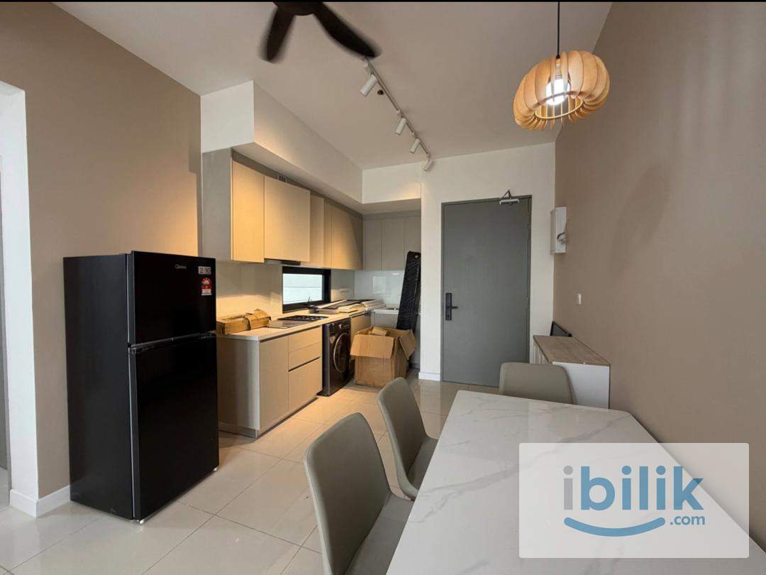 middle room  - Image 5