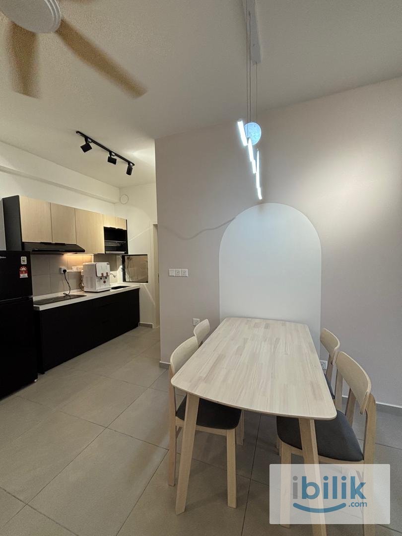 Fully Furnished Room with Free Wifi and Utilities - Image 3