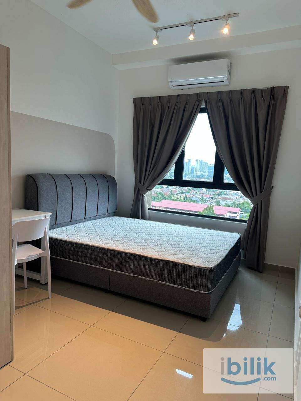 Fully Furnished Room with Free Wifi and Utilities - Image 3